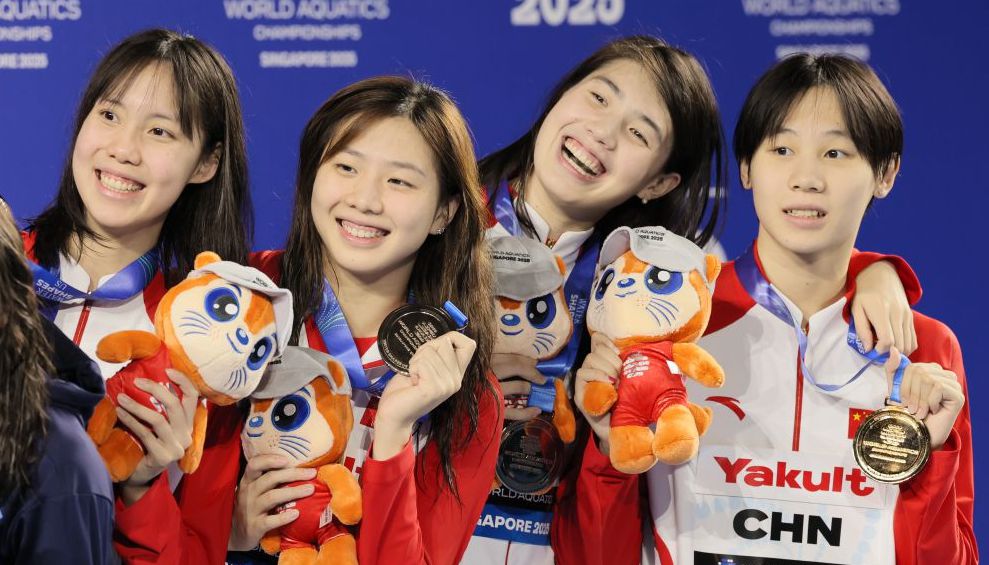 世界游泳锦标赛游泳女子4X100米混合泳接力决赛 中国队夺得铜牌
