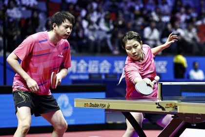 十五运会乒乓球成年组混双1/8决赛  香港队黄镇廷/杜凯琹3比1胜河北队臧小桐/周雨