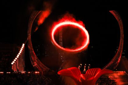 第十五届全国运动会开幕 粤港澳运动员共同点燃主火炬