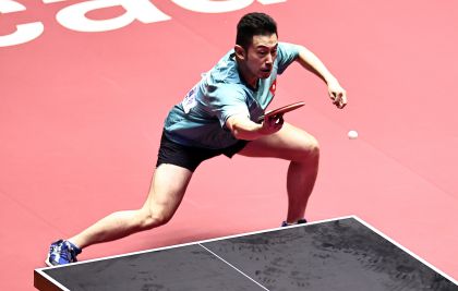 十五运会乒乓球男单1/16决赛 香港队选手黄镇廷4比3胜上海选手赵钊彦