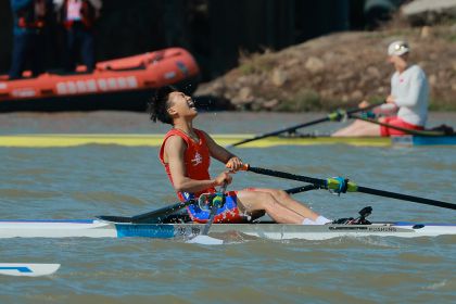 十五运会赛艇女子轻量单人双桨决赛 安徽队张芳芳夺冠
