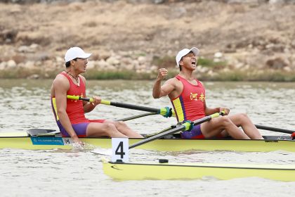 十五运会赛艇男子双人单桨决赛 河南队崔兵辉/边世豪夺冠
