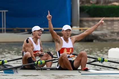 十五运会赛艇男子双人双桨决赛 广东队倪旭林/聂毅德夺冠