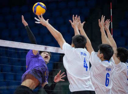 十五运会男子排球18岁以下组小组赛C组 福建队0比3不敌山西队