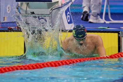 十五运会男子100米蝶泳决赛 天津队王长浩获得金牌