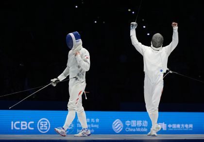 十五运男子重剑决赛 安徽选手俞乐凡夺冠