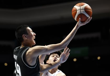 十五运会篮球男子18岁以下组铜牌赛 上海队98比90战胜浙江队