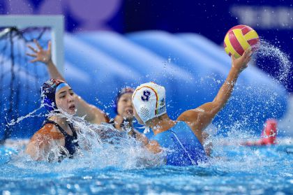 十五运会女子水球上半区半决赛第1场  上海队9比8胜湖南队