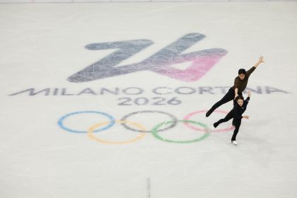 中国花样滑冰选手在米兰训练备战