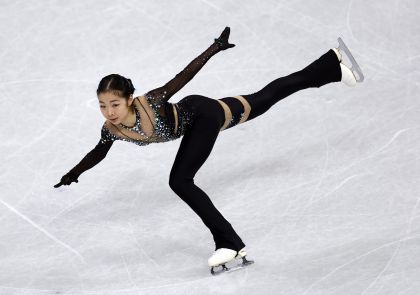 米兰冬奥会花样滑冰团体赛女单短节目 张瑞阳出战