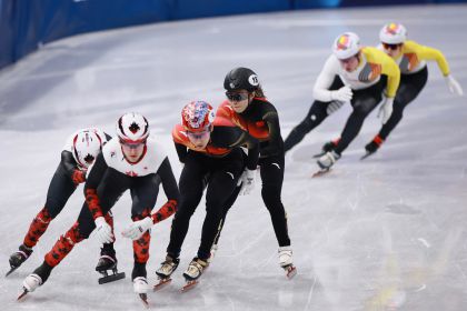米兰冬奥会短道速滑混合团体接力1/4决赛 中国队晋级半决赛