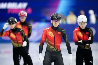 米兰冬奥会短道速滑混合团体接力决赛 中国队获得第四名