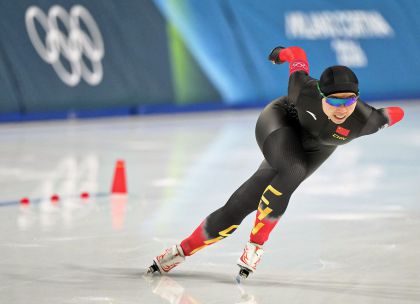 米兰冬奥会速度滑冰女子1000米决赛 中国队殷琦、韩梅分列第12、13名