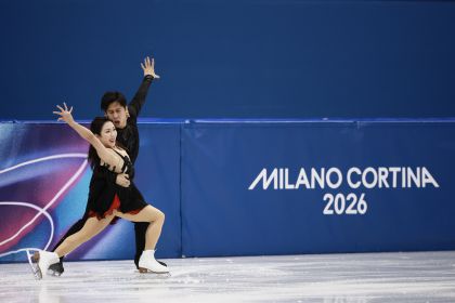 米兰冬奥会花样滑冰双人滑短节目 隋文静/韩聪72.66分顺利晋级双人自由滑