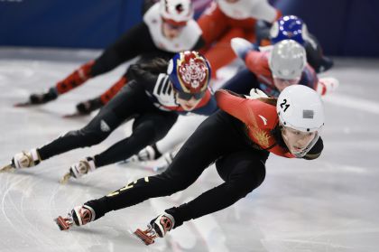 米兰冬奥会短道速滑女子1500米1/4决赛 张楚桐、杨婧茹顺利晋级